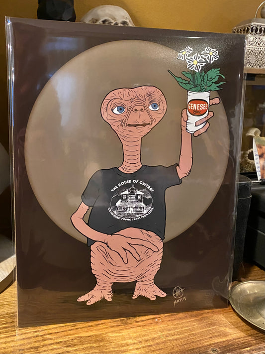 ET goes to The House of Guitars